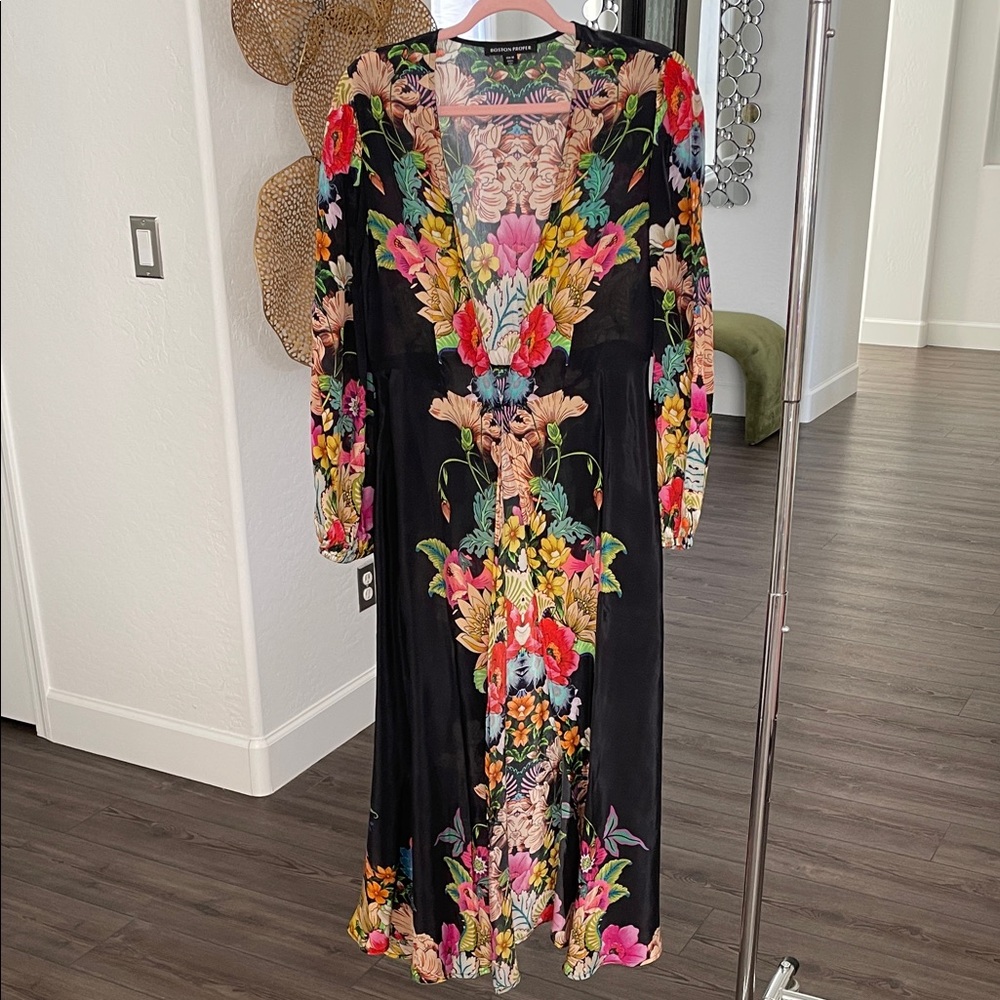 Boston Proper robe